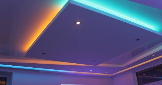 Натяжной потолок с подсветкой Елец, цена от 2095 руб.